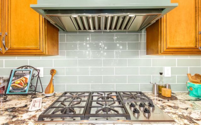 Kitchen-Pantry-03