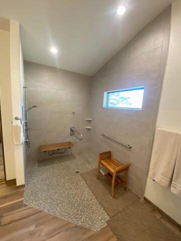 Accessibility-Master-Bathroom-01