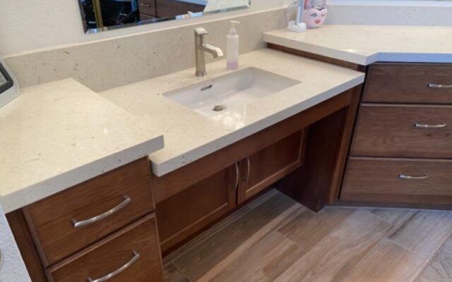 Accessibility-Master-Bathroom-04
