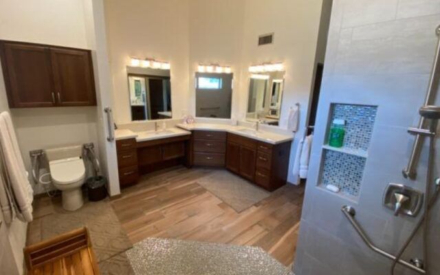 Accessibility-Master-Bathroom-06